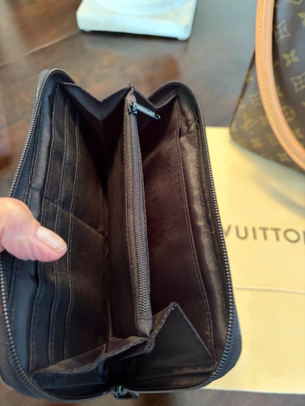 Authentic Harrods London Black Quilted Wallet - Brand New Without Tags - Picture 5 of 9